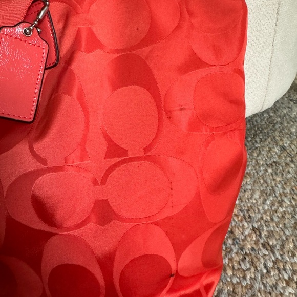 Coach Scarlet Signature Tote - Picture 4 of 6
